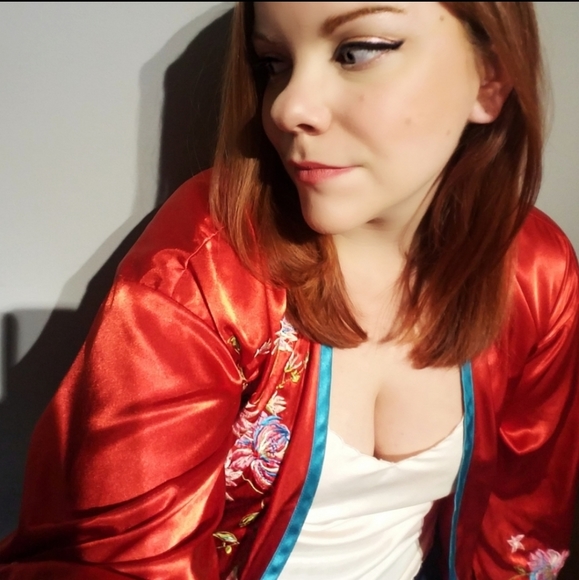 Flora Nikrooz Red Satin Embroidered Kimono - Picture 9 of 10